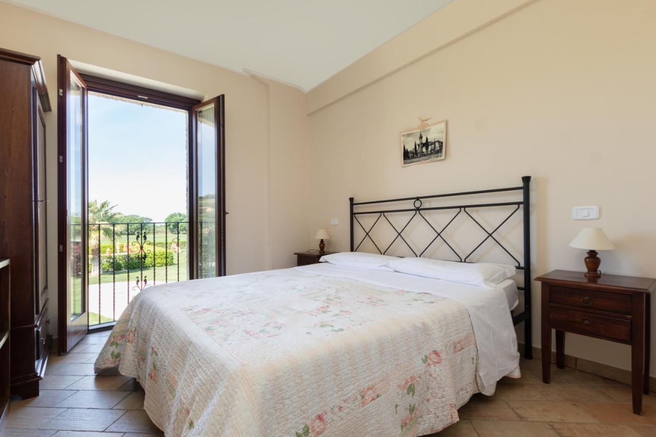 Residence Casale Torrenova Al Conero Potenza Picena Exterior photo
